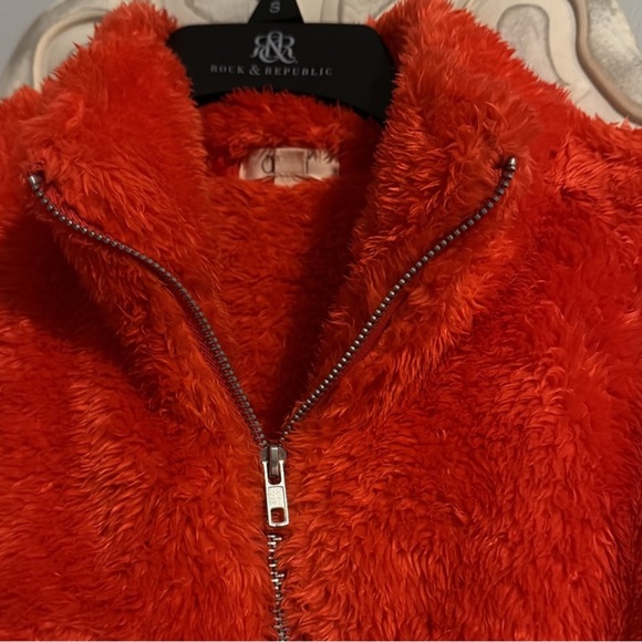 ODDY Cozy Red-Orange Fleece Pull Over Sweater - Picture 5 of 6